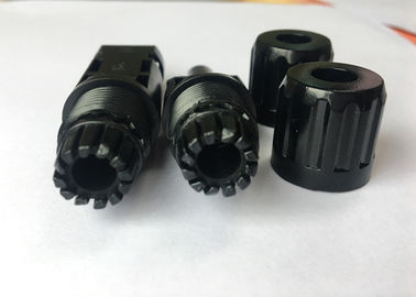 IP67 2.5mm2 - 6mm2 Solar Panel Connectors UV Resistance Simple On Site Processing